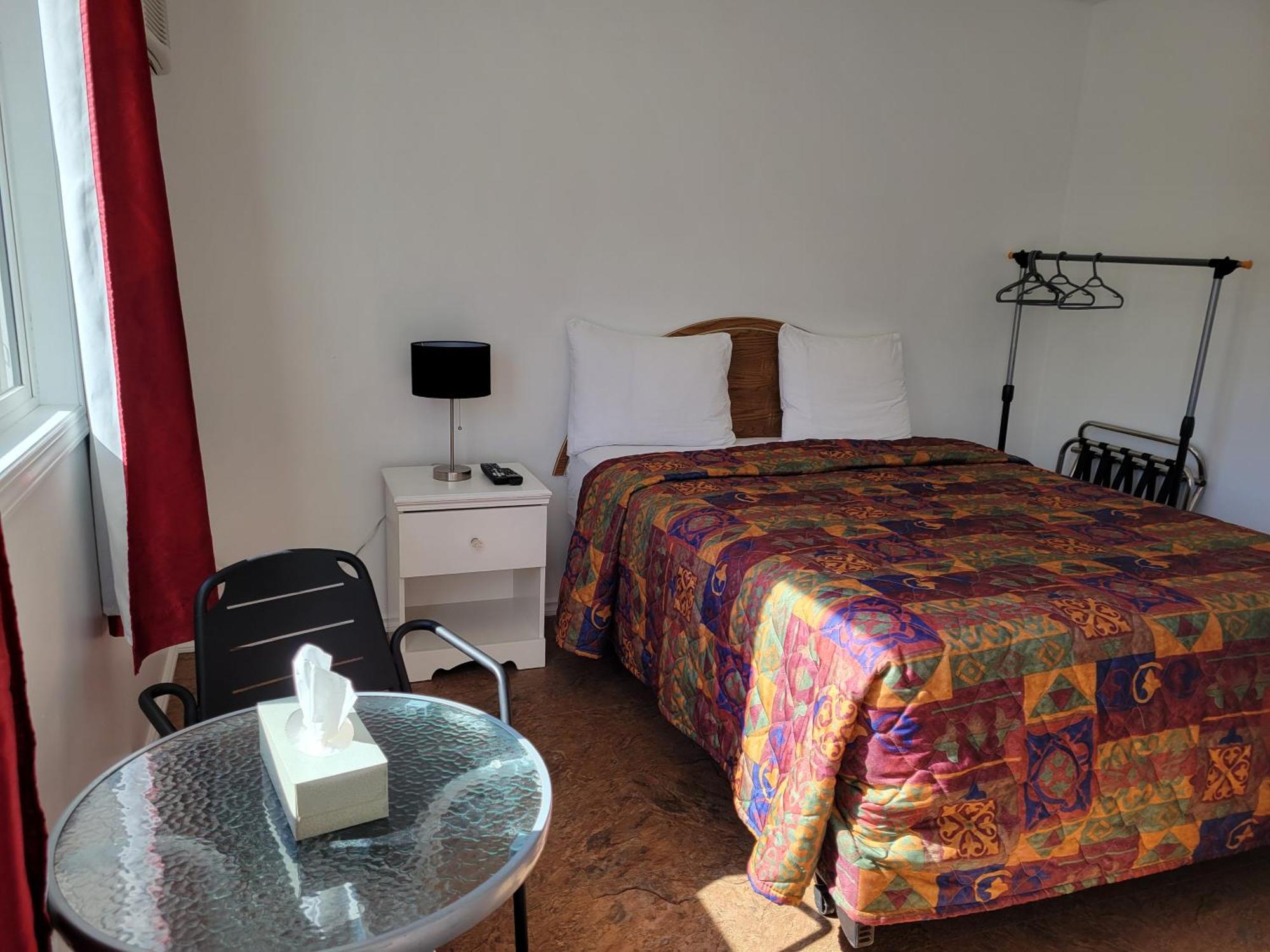 Keremeos Elks Motel מראה חיצוני תמונה